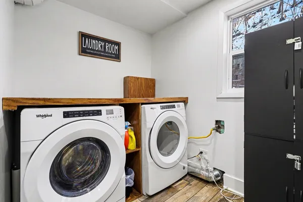 $285,000 | 11893 Bristol Oak Street, Dowling, MI 49050