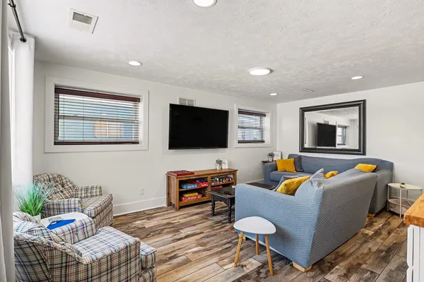 $285,000 | 11893 Bristol Oak Street, Dowling, MI 49050