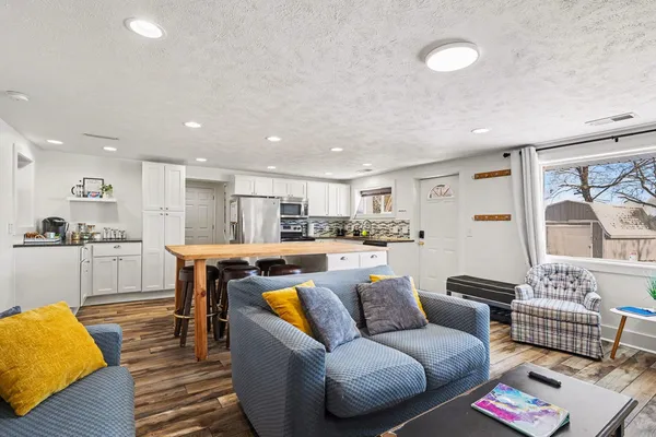 $285,000 | 11893 Bristol Oak Street, Dowling, MI 49050