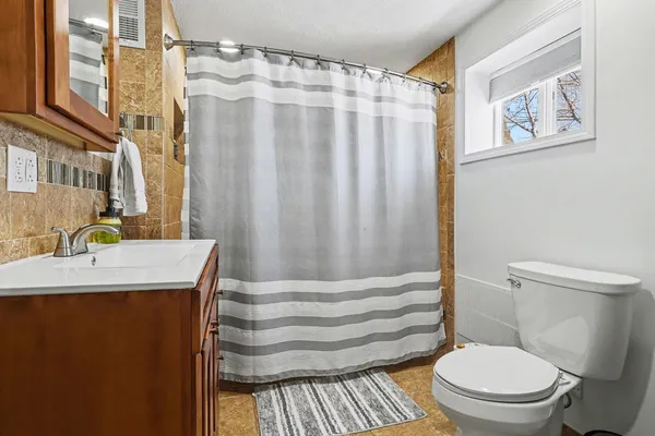 $285,000 | 11893 Bristol Oak Street, Dowling, MI 49050