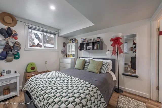 $2,350,000 | 360 East Pearl Avenue, Jackson, WY 83001