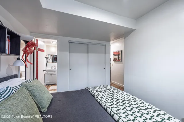 $2,350,000 | 360 East Pearl Avenue, Jackson, WY 83001