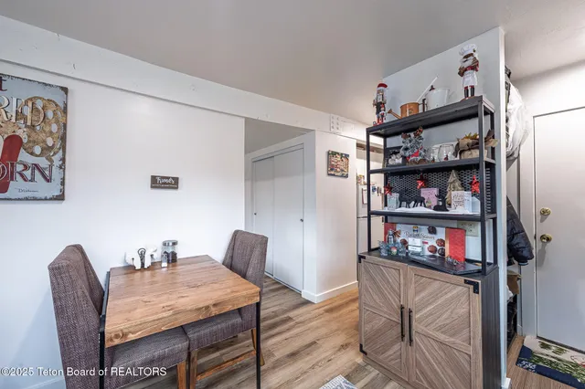 $2,350,000 | 360 East Pearl Avenue, Jackson, WY 83001