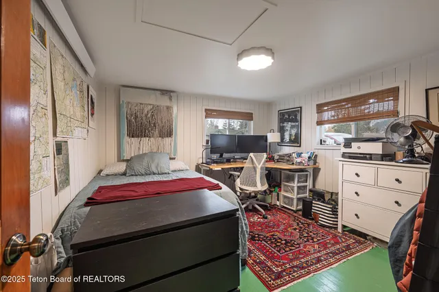 $2,350,000 | 360 East Pearl Avenue, Jackson, WY 83001