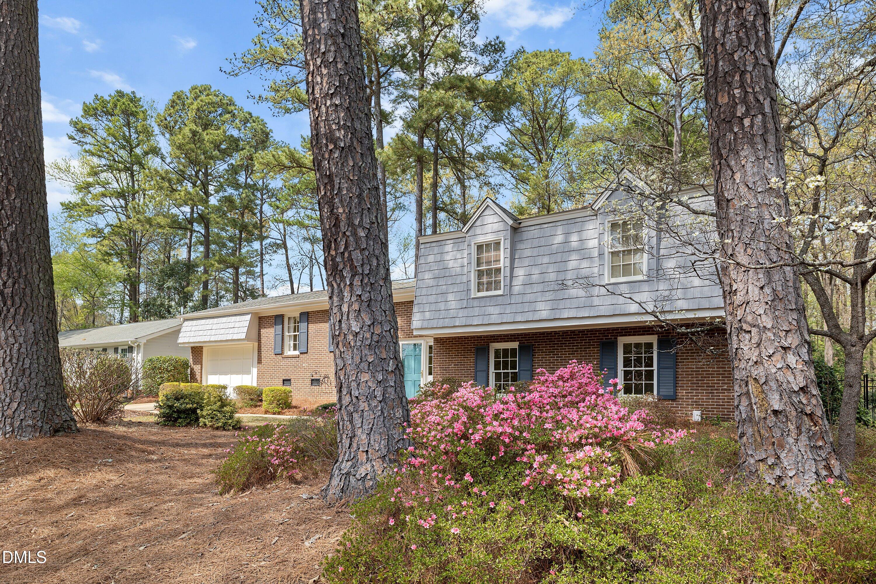 1429 Falls Church Road Raleigh, NC 27609 - Photo 7 of 60 06-1429 Falls Church_6188