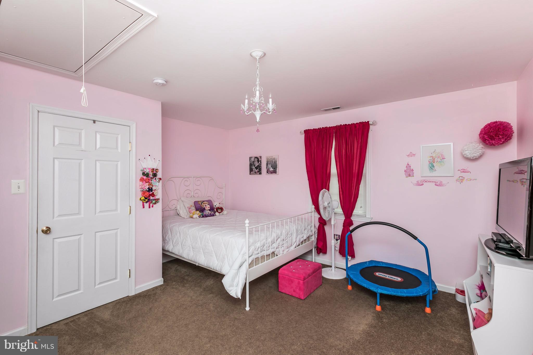 222 Oakwood Road Baltimore, MD 21222 - Photo 22 of 29 Bedroom