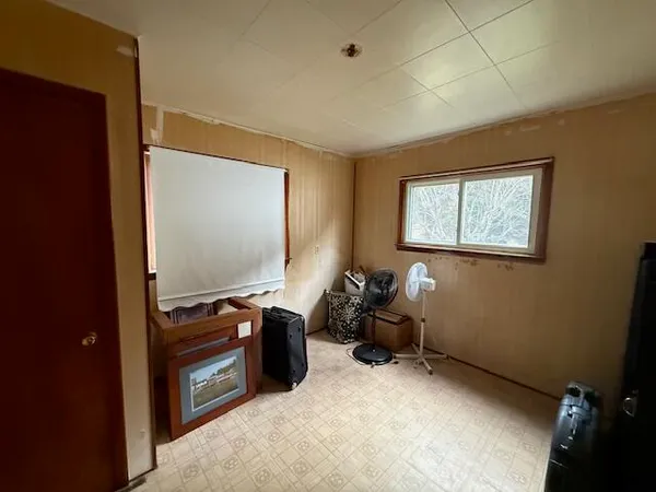 $177,000 | 21133 26 Mile Road, Olivet, MI 49076