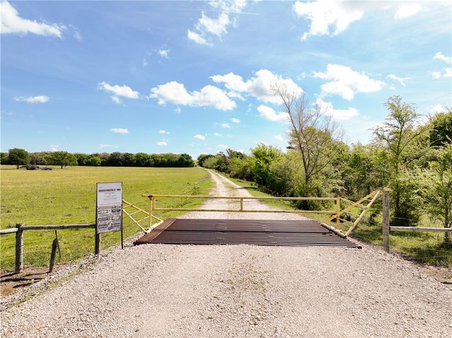 $8,995,000 | 79 Us-79 Franklin Tx 77856, Franklin, TX 77856