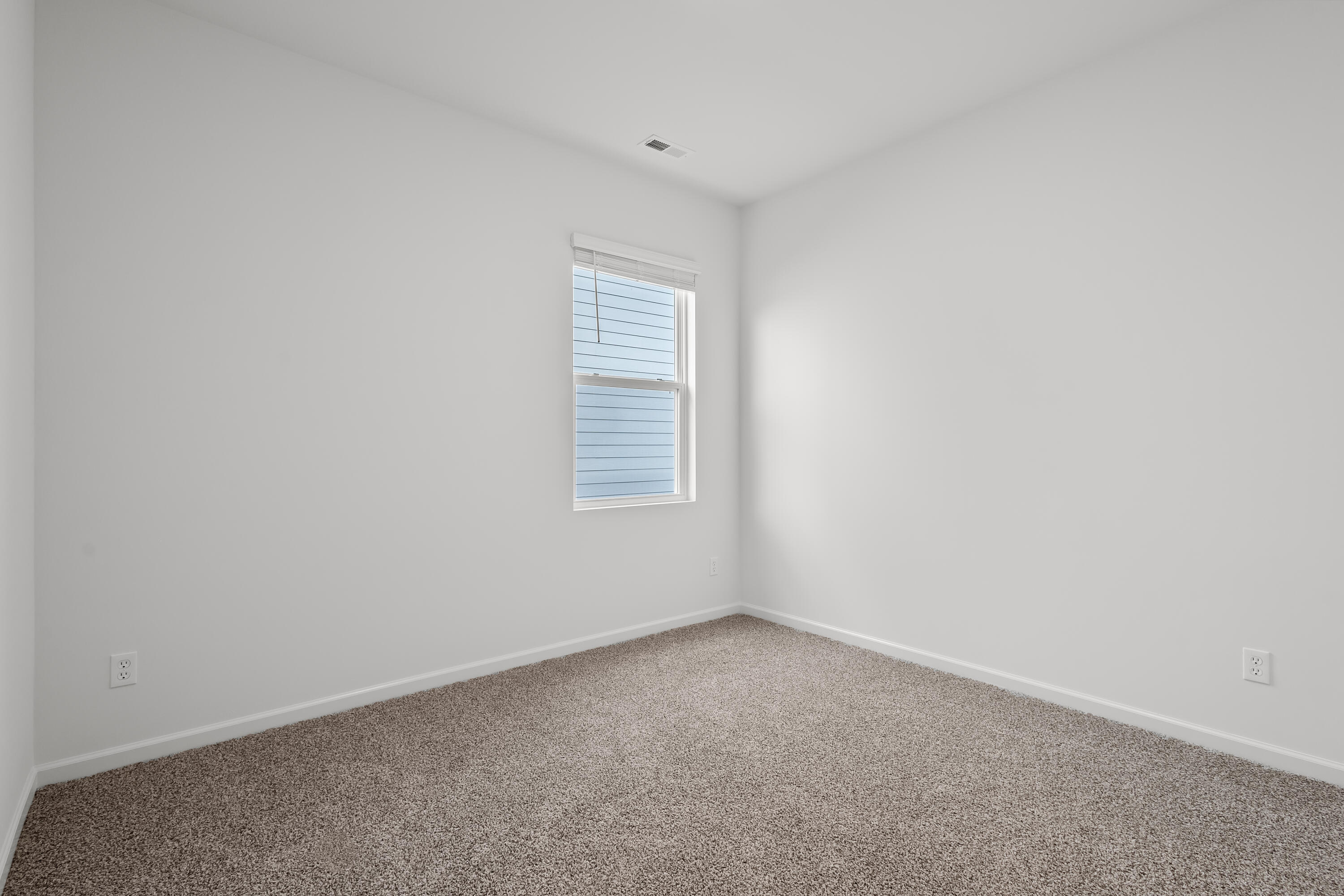 10668 Whitney Place Crown Point, IN 46307 - Photo 5 of 33 3000x2000