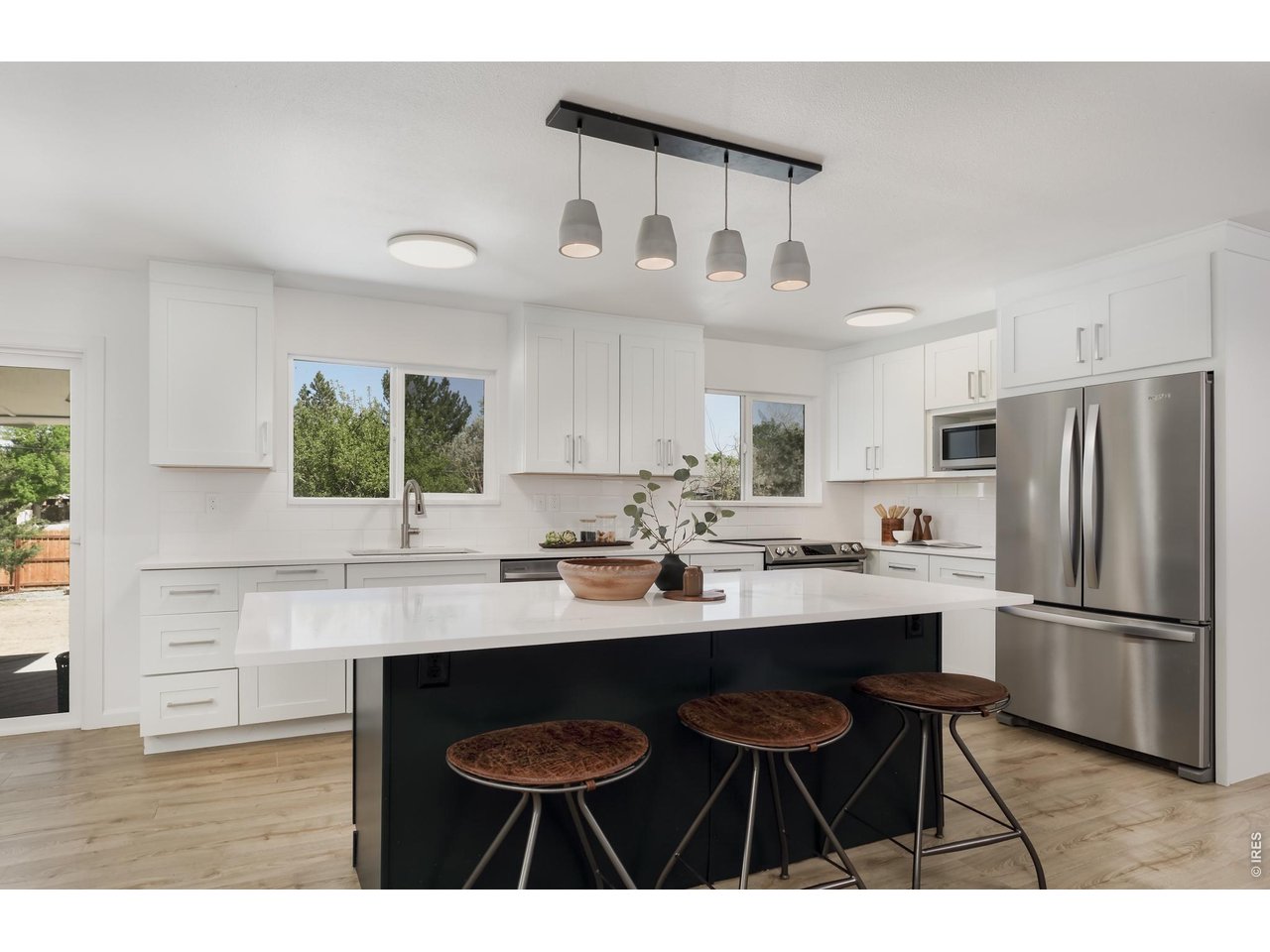 6909 Harvest Road Boulder, CO 80301 - Photo 9 of 32