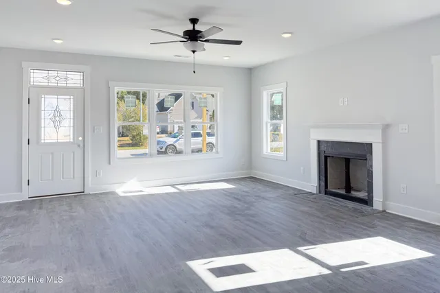 $408,000 | 143 Laura Drive, New Bern, NC 28562