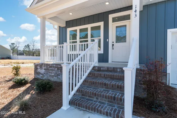 $399,900 | 143 Laura Drive, New Bern, NC 28562