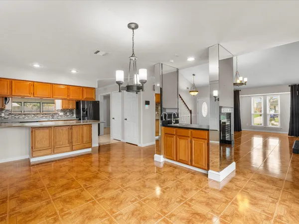 $2,550 | 4214 Fernside Drive, Pasadena, TX 77505