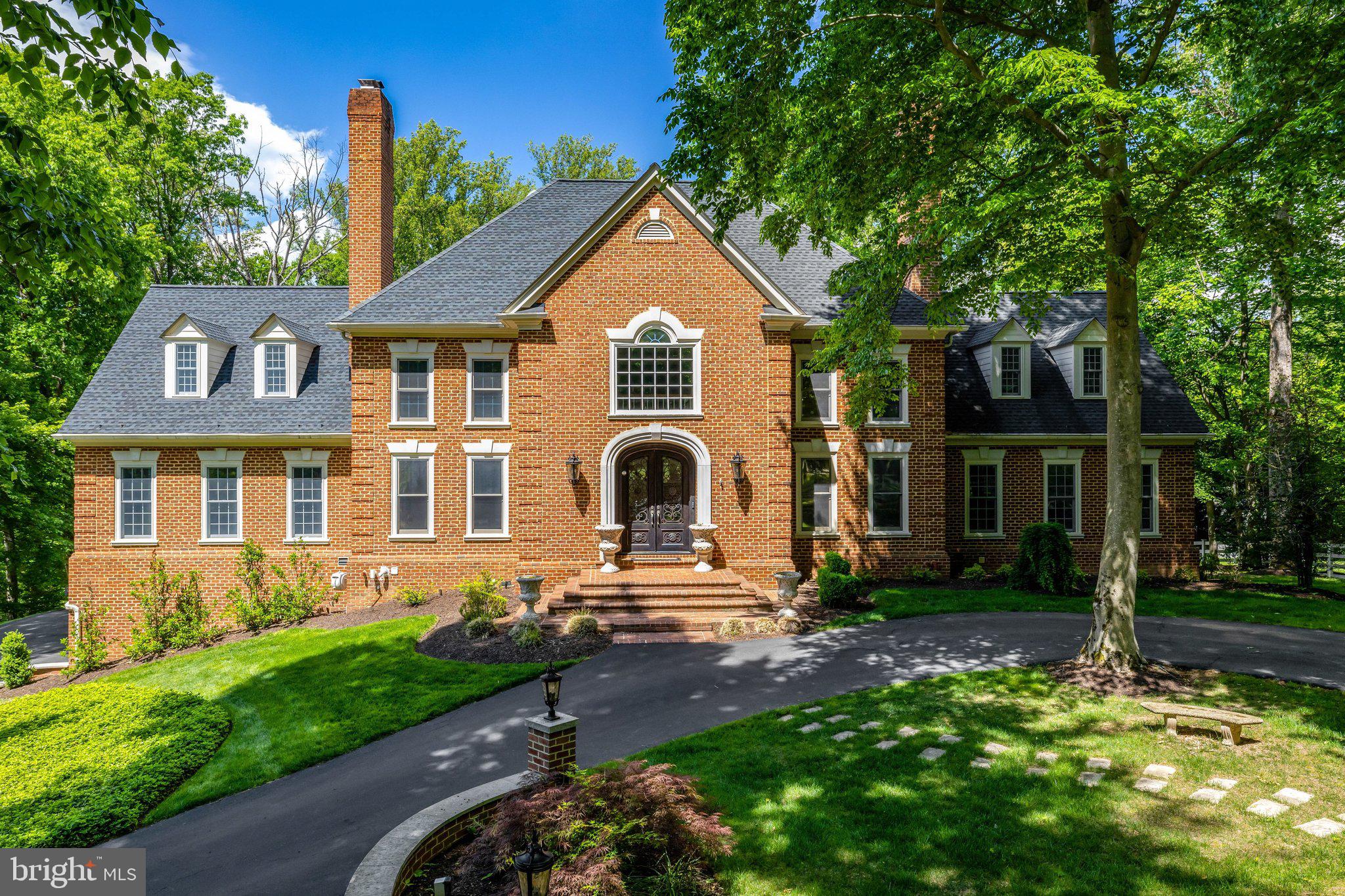 105 Interpromontory Road Great Falls, VA 22066 - Photo 3 of 76