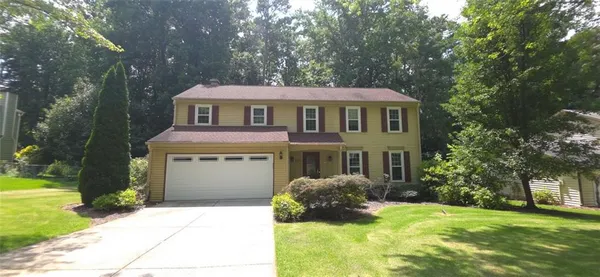 $2,695 | 190 Barrington Drive East, Roswell, GA 30076