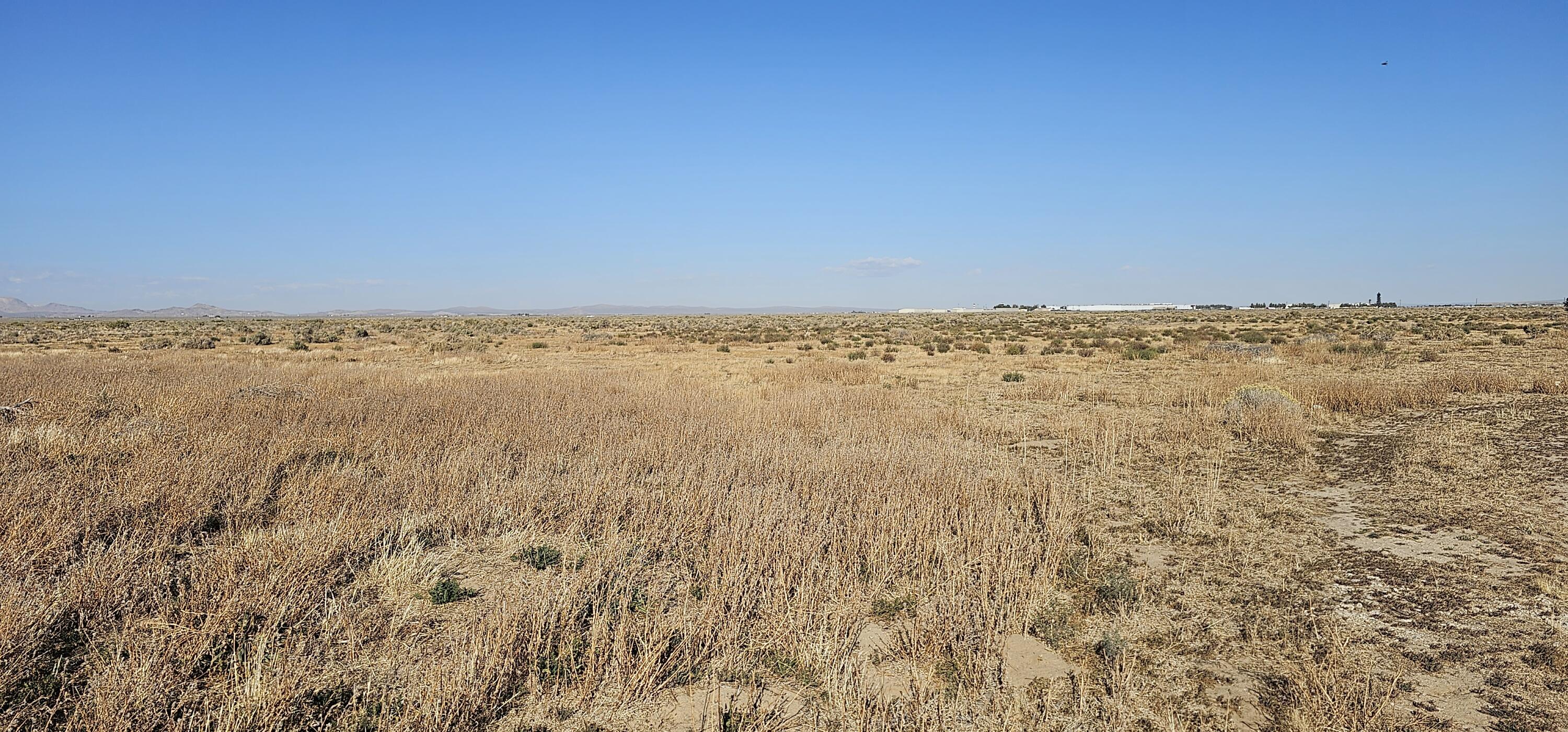 60th Street Lancaster, CA 93536 - Photo 2 of 6 a view of an ocean beach