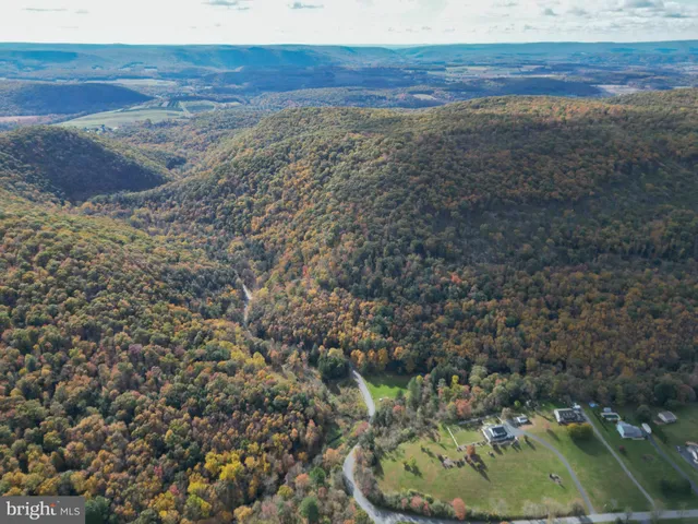 $285,000 | 609 Catawissa Road, Tamaqua, PA 18252