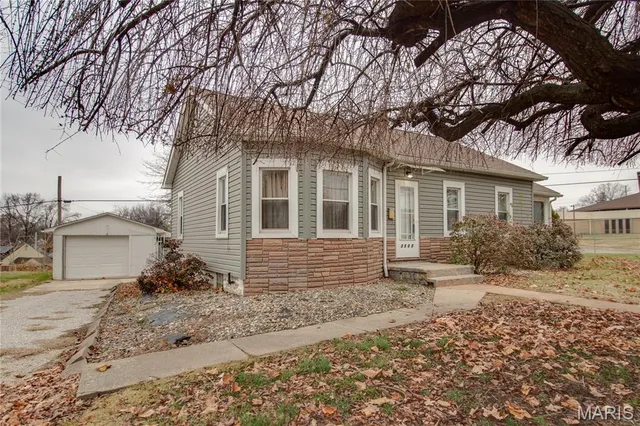 $120,000 | 3505 Coronado Drive, Alton, IL 62002
