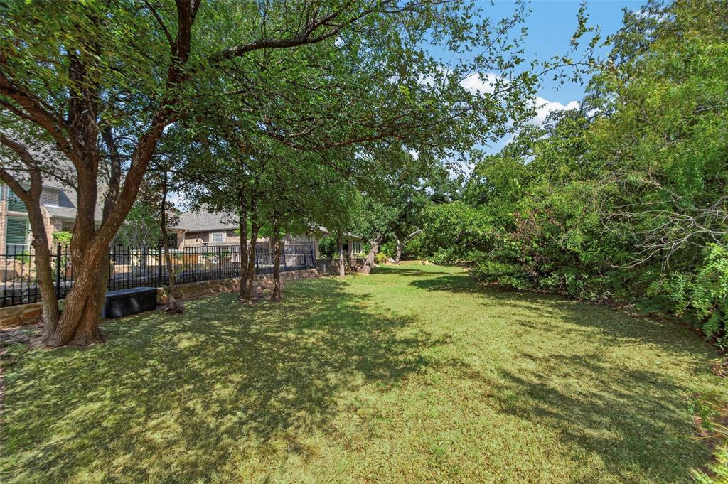 2204 Castle View Road Mansfield, TX 76063 - Photo 34 of 40 Gallery Image 34