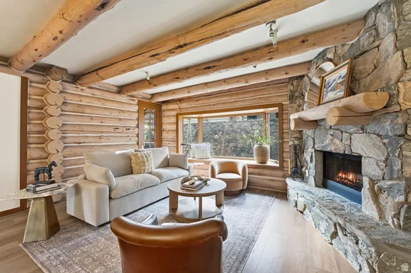 $2,495,000 | 2100 Deer Valley Drive South, Unit 7, Park City, UT 84060
