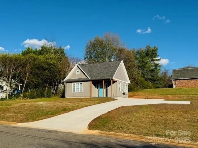$199,900 | 31 West Berkley Avenue, Granite Falls, NC 28630