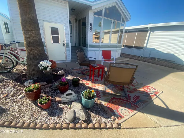 $215,900 | 2024 South Walla Walla Drive, Apache Junction, AZ 85119