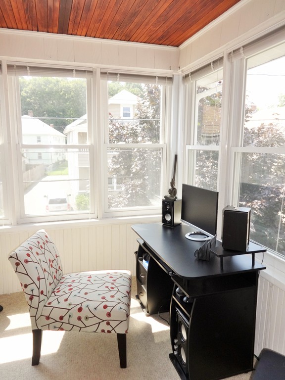 37 Everett Street, Unit 3 Waltham, MA 02453 - Photo 4 of 16 a workspace with a window