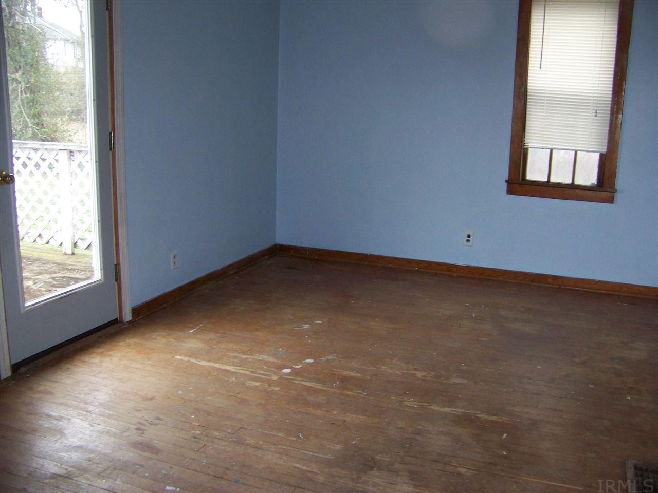 536 Sandy Hook Road Paoli, IN 47454 - Photo 4 of 8 Gallery Image 4