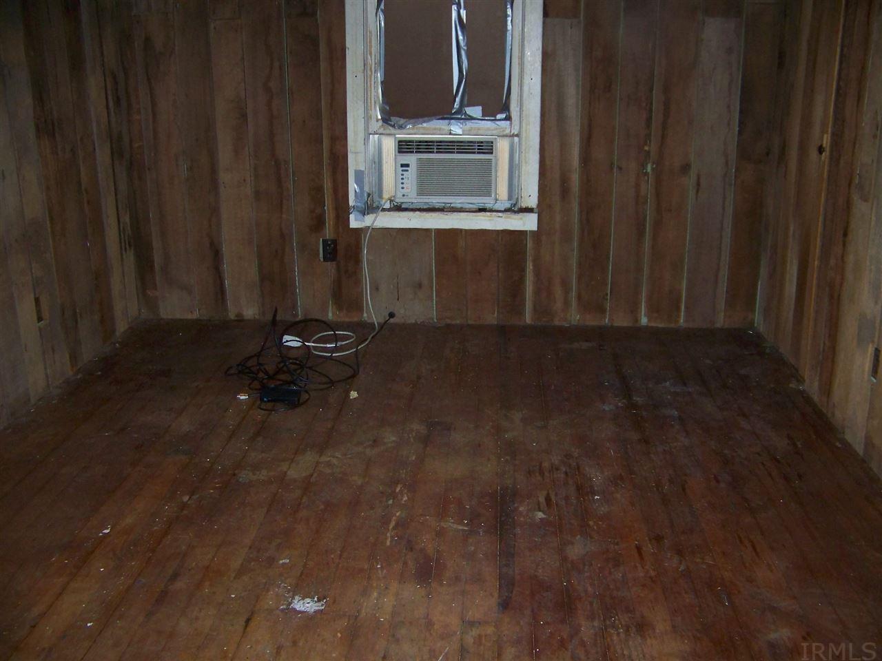536 Sandy Hook Road Paoli, IN 47454 - Photo 7 of 8 Gallery Image 7