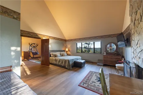 $798,000 | 27808 Alpen Drive, Lake Arrowhead, CA 92352