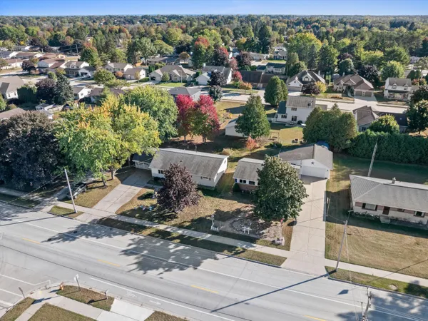 $289,900 | 3107 45th Street, Two Rivers, WI 54241
