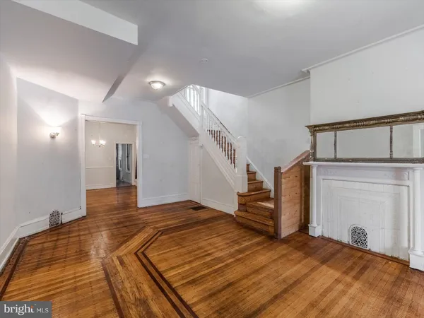$1,800 | 242 Berkley Street, Philadelphia, PA 19144