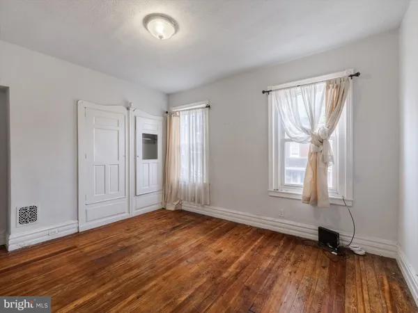 $1,800 | 242 Berkley Street, Philadelphia, PA 19144