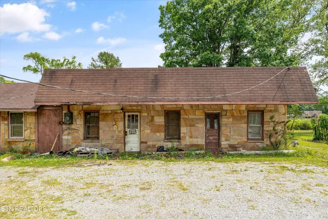 $150,000 | 9476 Morgan County Highway, Sunbright, TN 37872