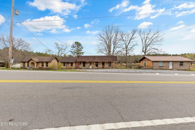$150,000 | 9476 Morgan County Highway, Sunbright, TN 37872