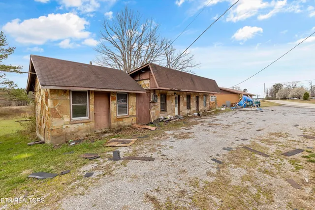 $150,000 | 9476 Morgan County Highway, Sunbright, TN 37872