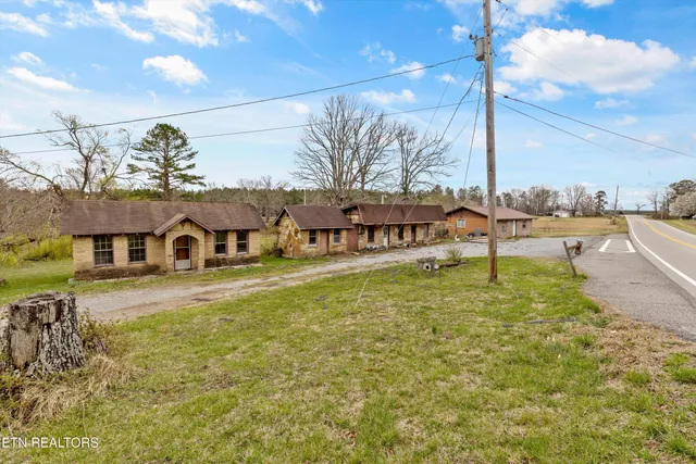 $150,000 | 9476 Morgan County Highway, Sunbright, TN 37872