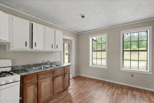 $150,000 | 9476 Morgan County Highway, Sunbright, TN 37872