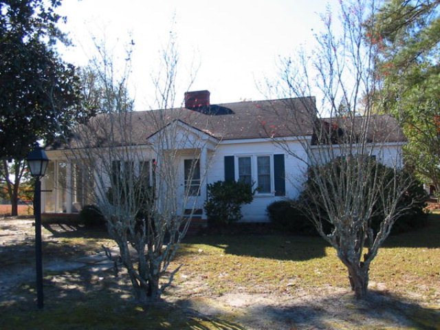 Na East Calhoun Street Wadley, GA 30477 - Photo 5 of 16 2 br, 1 ba rental