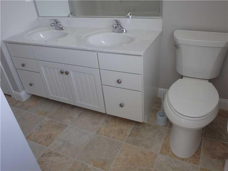 22 Cole Road Biddeford, ME 04005 - Photo 21 of 24 Bathroom.