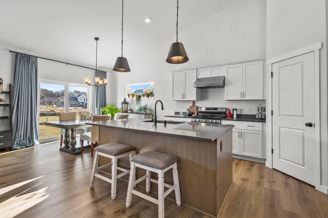 $600,000 | 6630 Ramshorn Drive, DeForest, WI 53532