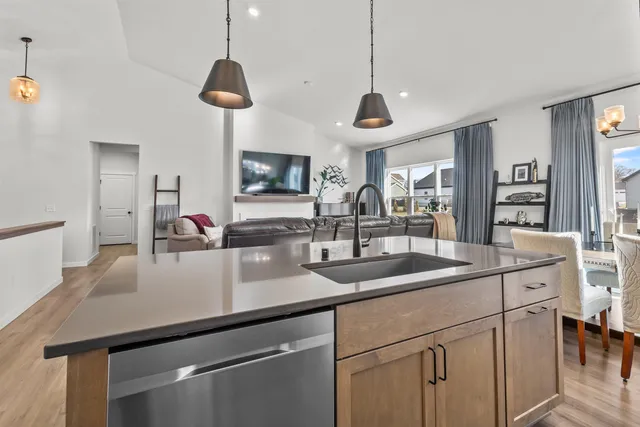 $600,000 | 6630 Ramshorn Drive, DeForest, WI 53532