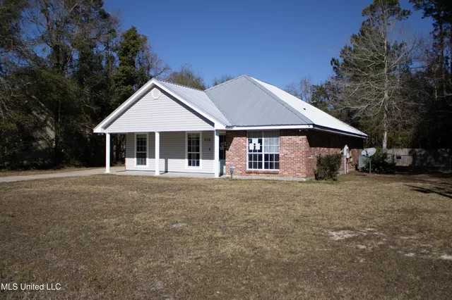 $195,000 | 908 Edna Street, Waveland, MS 39576