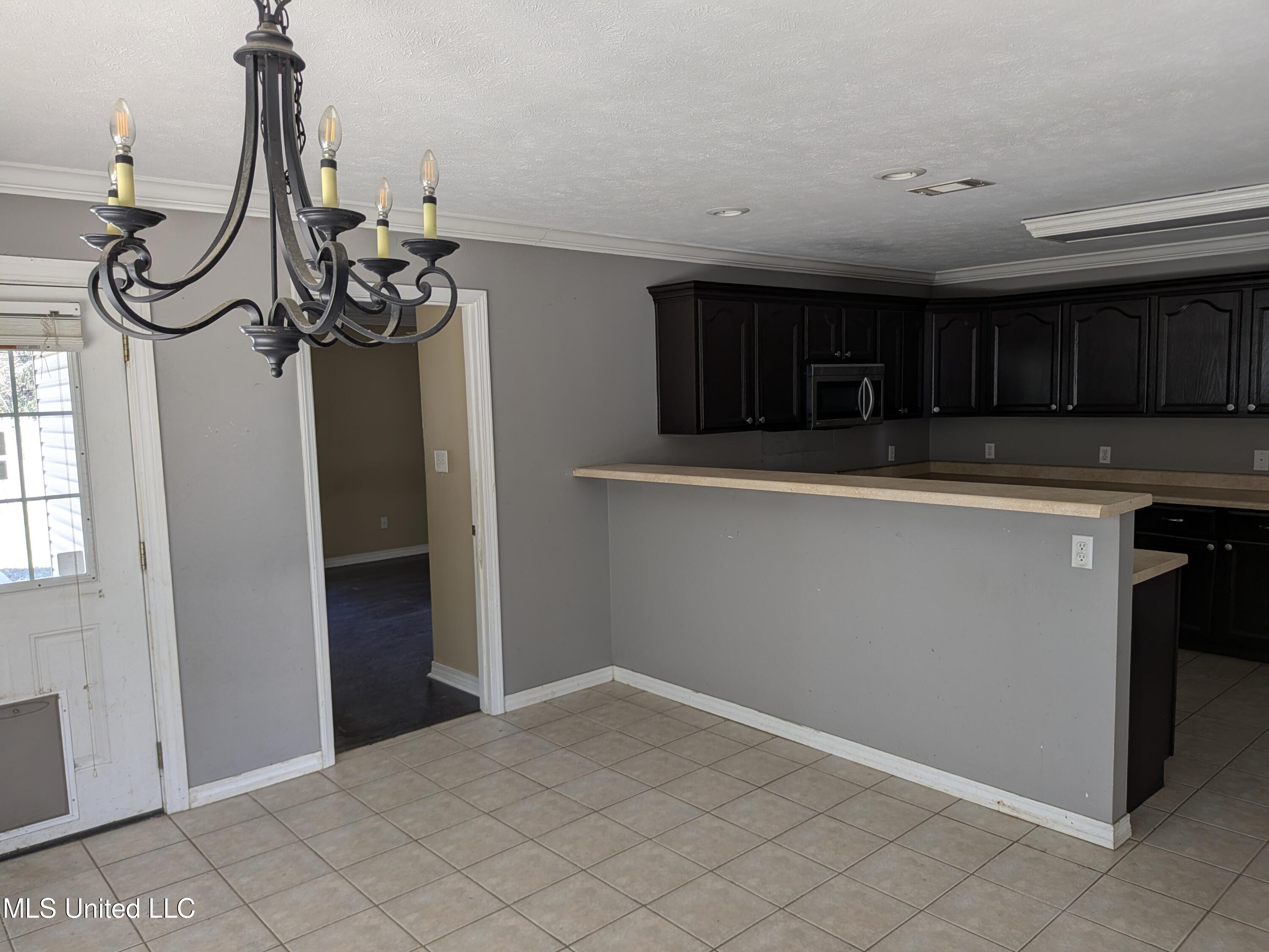 908 Edna Street Waveland, MS 39576 - Photo 14 of 27 PXL_20260119_171514219