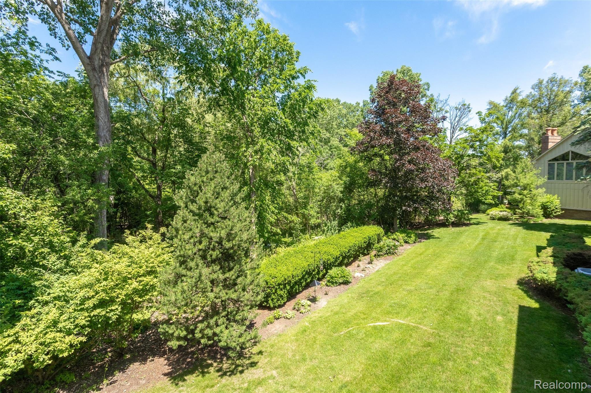 78 Vaughan-Ridge Road Bloomfield Hills, MI 48304 - Photo 33 of 41 VaughnRidge-38.jpg