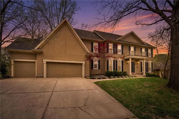 $775,000 | 5303 Northwest 60th Terrace, Kansas City, MO 64151