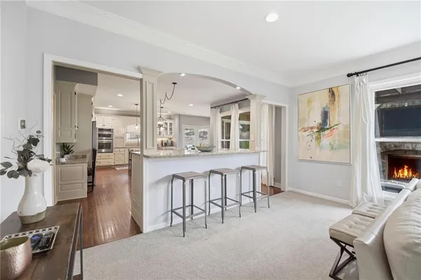 $775,000 | 5303 Northwest 60th Terrace, Kansas City, MO 64151