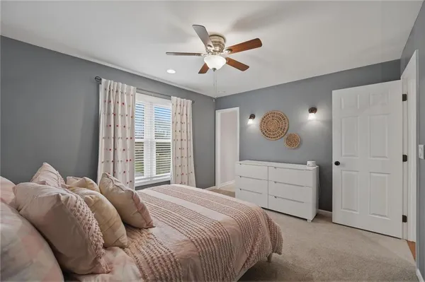 $775,000 | 5303 Northwest 60th Terrace, Kansas City, MO 64151
