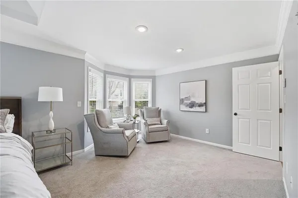 $775,000 | 5303 Northwest 60th Terrace, Kansas City, MO 64151