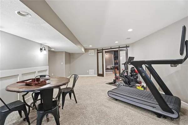 $775,000 | 5303 Northwest 60th Terrace, Kansas City, MO 64151